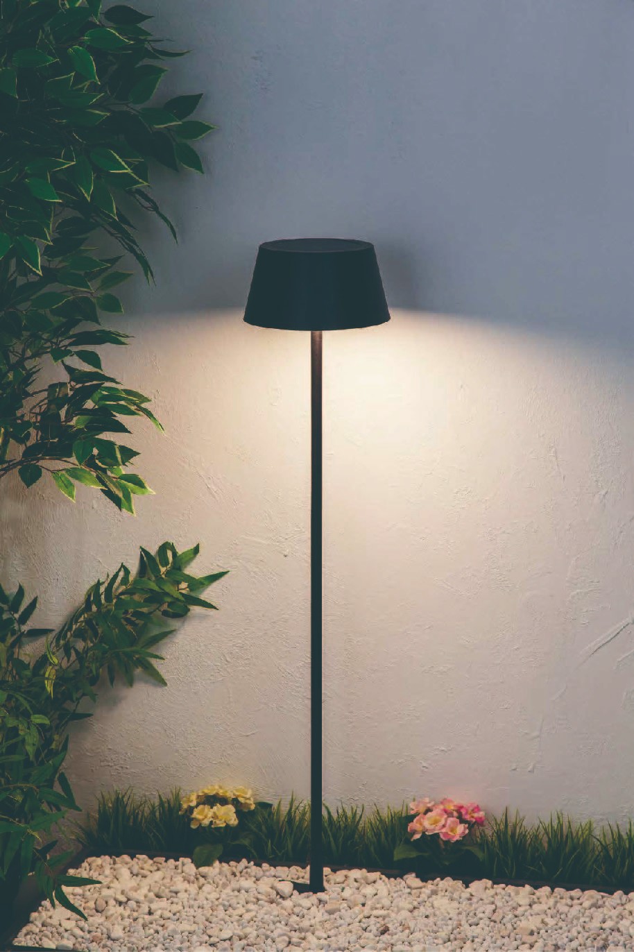 Rechargeable solar-powered floor lamp, outdoor lamp, courtyard lamp